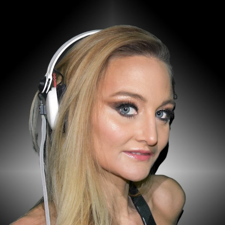 DJ Fabrizia-Made-By-Society-Store